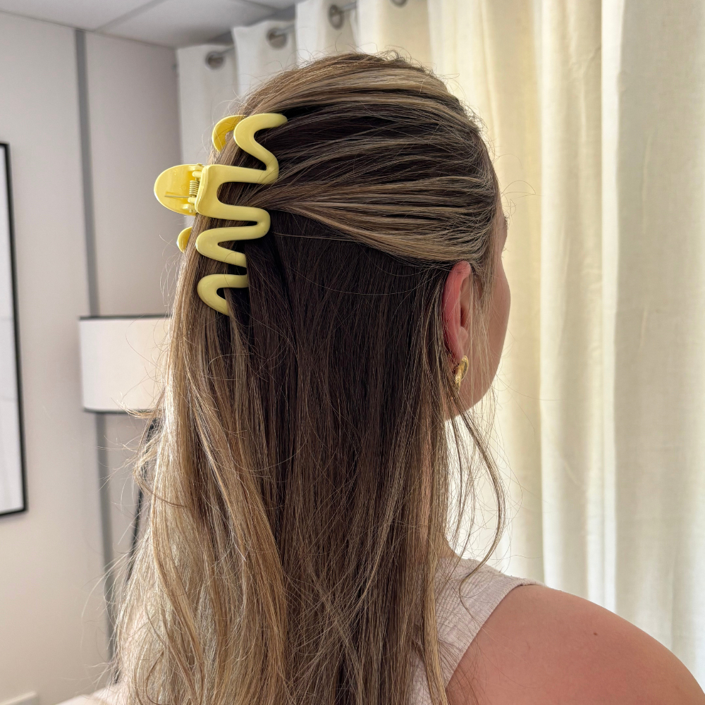Squiggle Claw Clip - Yellow