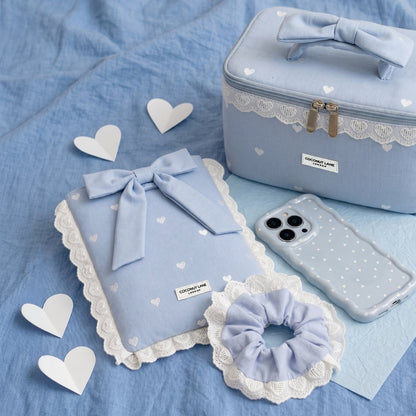Travel Vanity Case - Powder Blue Hearts