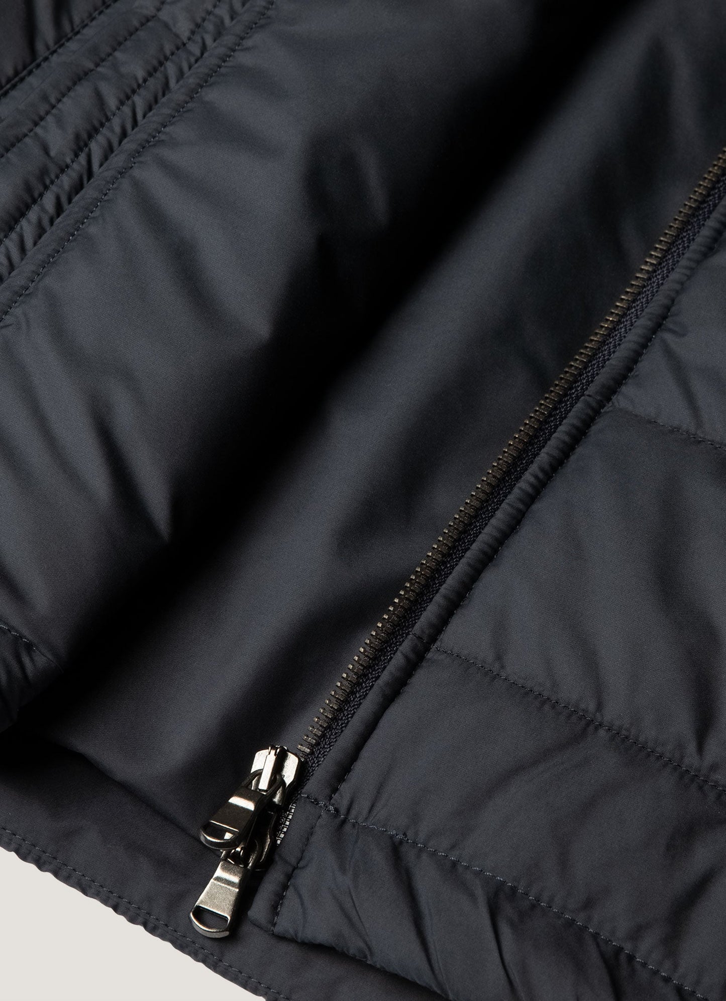 Mens Insulated Gilet In Navy Mjac7193 Buaa