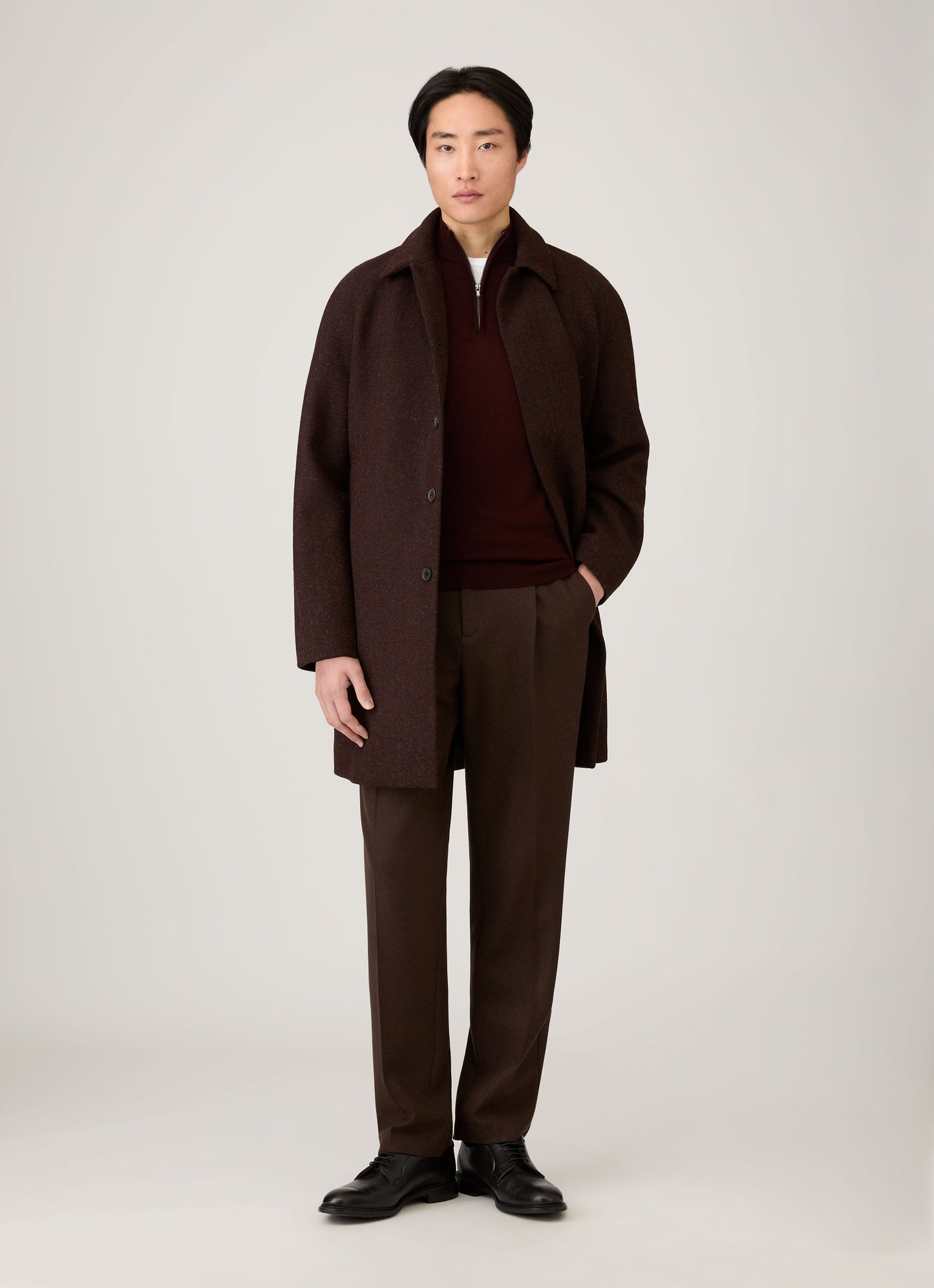 Mens Extra Fine Merino Zip Neck In Bakelite Mjum8116 Rdel