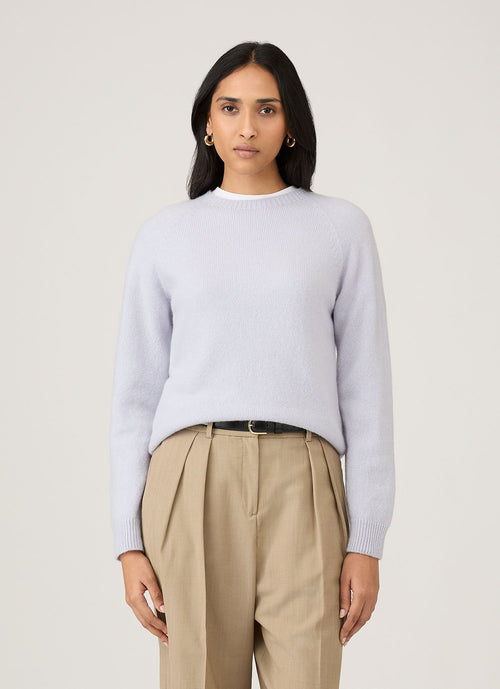 Womens Lambswool Crew Neck Jumper In Ice Blue Wjum8073 Buge
