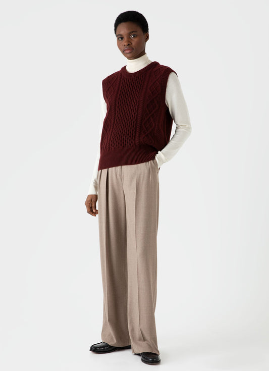 Womens Lambswool Cable Knit Vest In Maroon Wtop8187 Rdeg